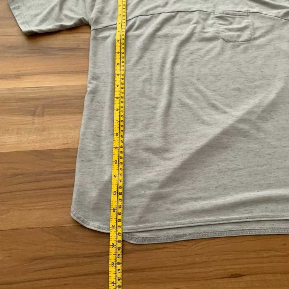 North Face Gray Women’s Size Small Scoop Neck Short Sleeve Tshirt - Picture 4 of 10